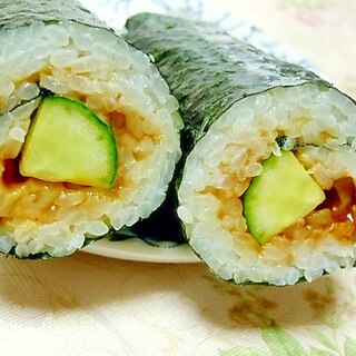 ❤胡瓜と竹輪と味噌マヨの巻き寿司❤